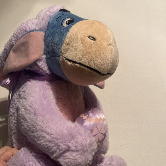 Disney Store EEYORE EASTER BUNNY Plush Stuffed Animal Holding Egg Purple 12" - Picture 3 of 12